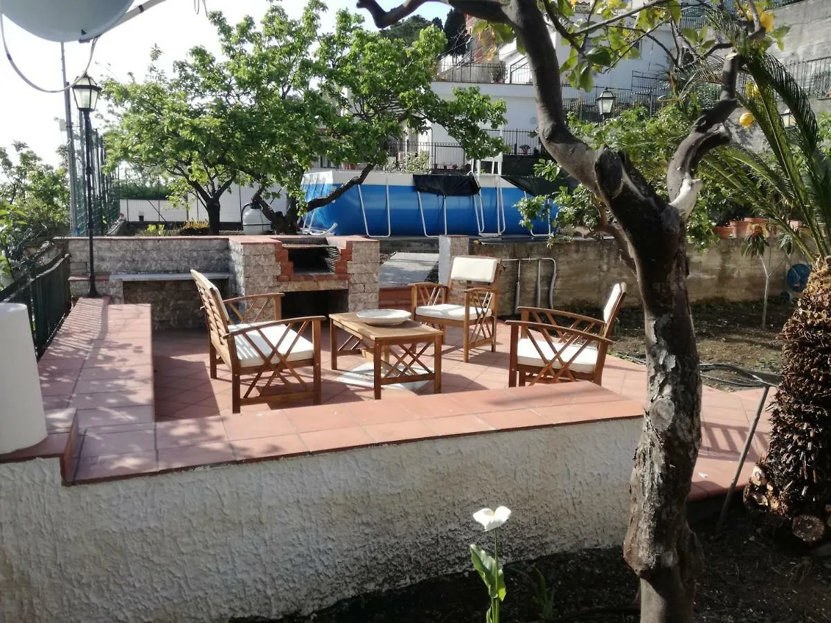 Villa Mariella 陶尔米纳 0*,  意大利