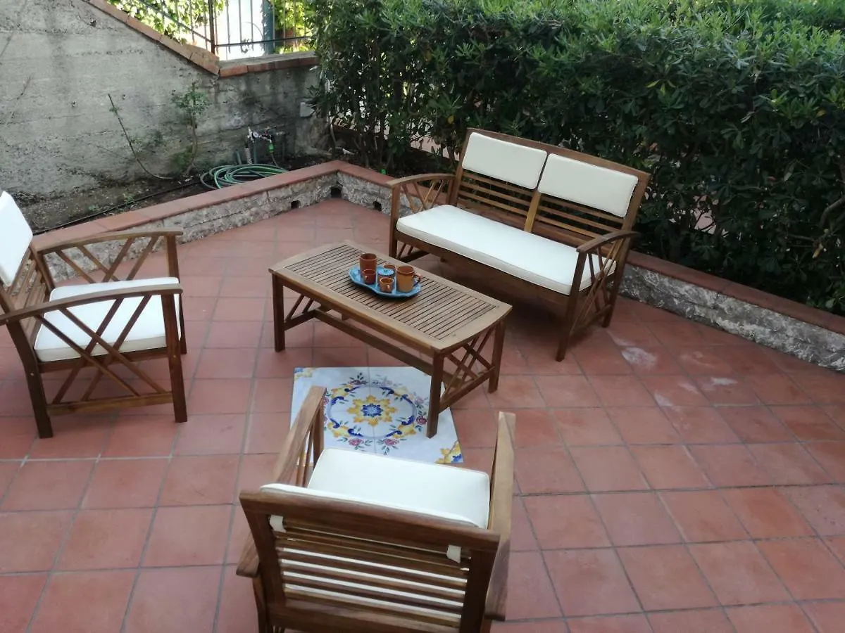 Villa Mariella 陶尔米纳