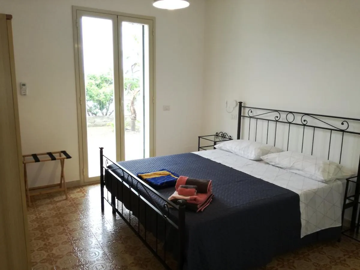 Villa Mariella 陶尔米纳 0*,  意大利